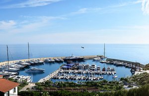 14 x 4.95 Metre Berth/Mooring Marina Cala del Forte Monoco For Sale