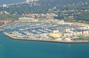 50 x 10 Metre Berth/Mooring Marina Sherry For Sale