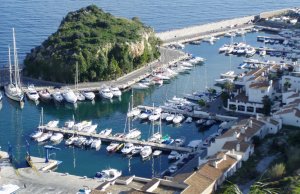 8 x 3 Metre Berth/Mooring Marina del Este For Sale