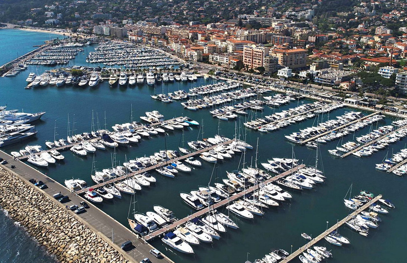 Port Camille Rayon Marina - Marina Berths / Moorings